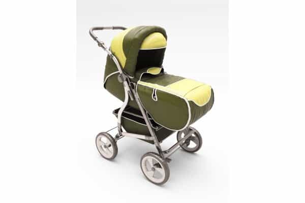 Kompetisi Strolling Stroller with Merries