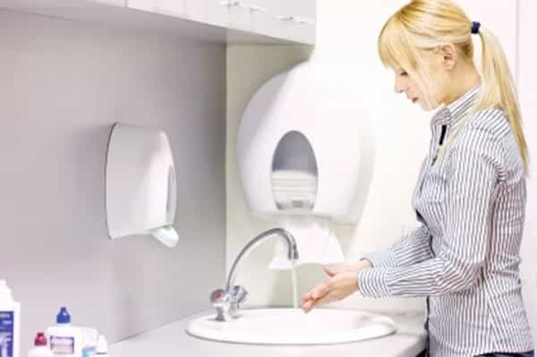 Pentingnya Sering Cuci Tangan Saat Di Kantor