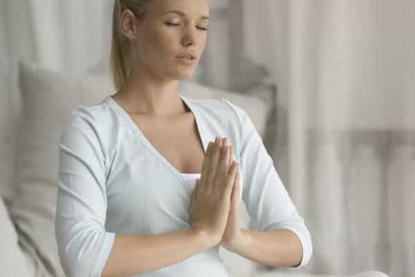 Atasi Stres di Kantor dengan Meditasi