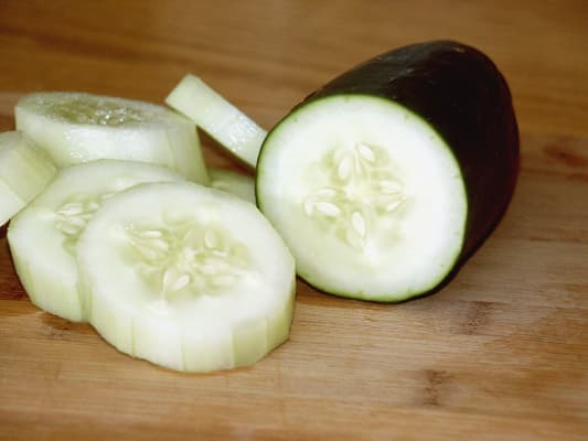 13 Manfaat Mentimun Bagi Tubuh Anda