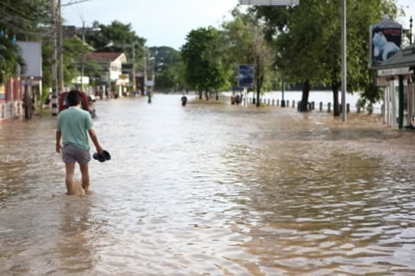 Waspada Terserang Penyakit di Musim Hujan