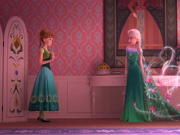 Persiapan Ulang Tahun Anna di Frozen Fever!