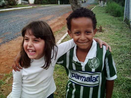 Bantu Si Kecil Mendapatkan Teman