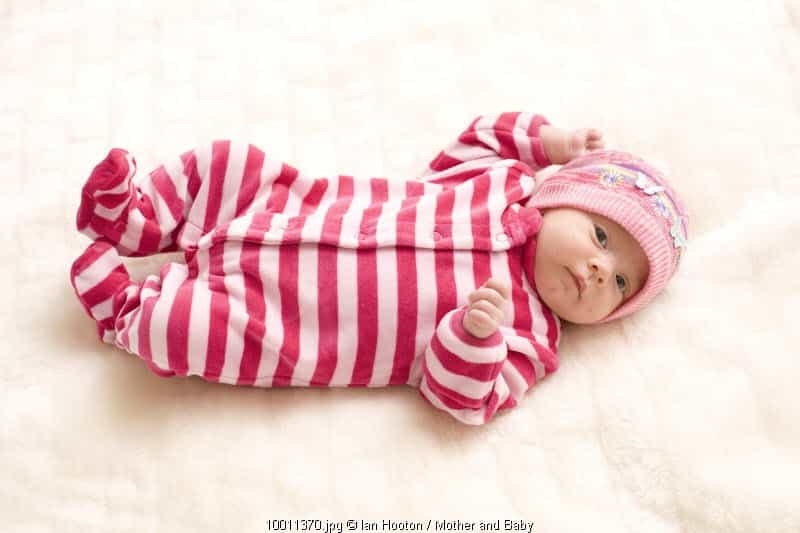 Tips Memilih Baju Bayi