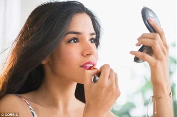 Bahan Kimia dapat Mempercepat Menopause!