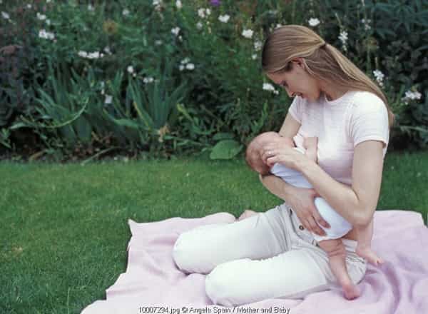 Hypnobreastfeeding Bantu Ibu Menyusui Bayi