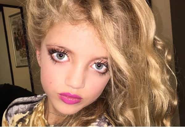 Anak Katie Price Dikritik karena Make Up Berlebihan