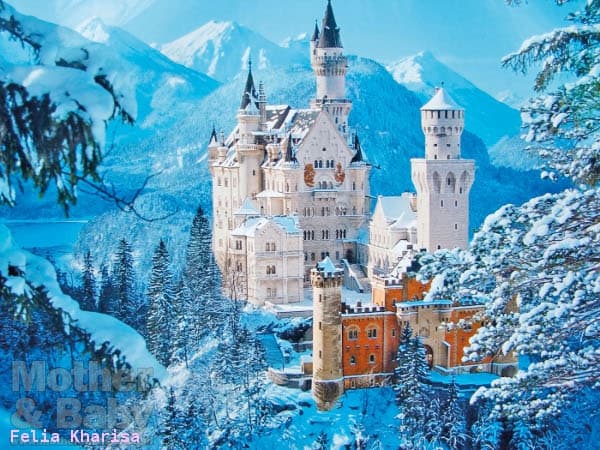 Let’s Build a Snowman in Oberammergau!