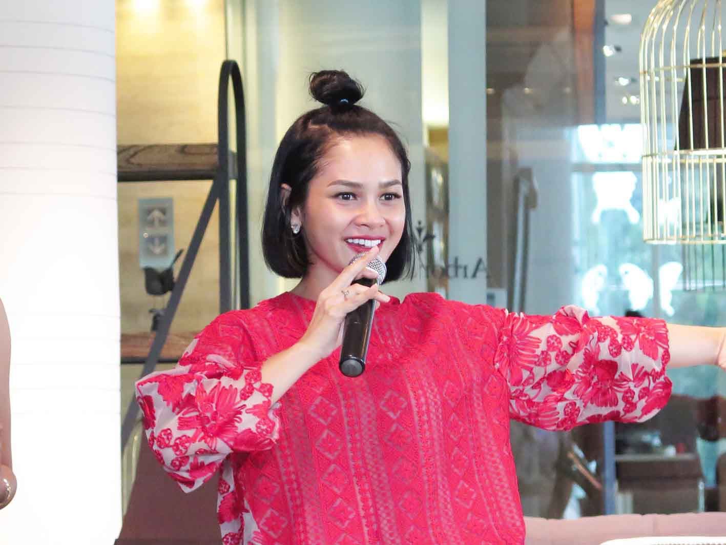 Penyanyi Andien Senang Mendekorasi Rumah