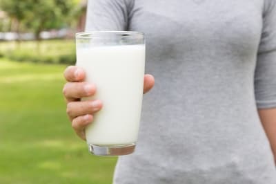 Pentingnya Minum Susu untuk Orang Dewasa