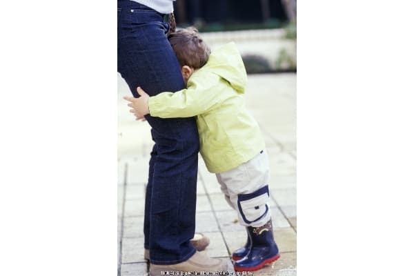 4 Tips Agar Anak Tidak Rewel Saat Ditinggal