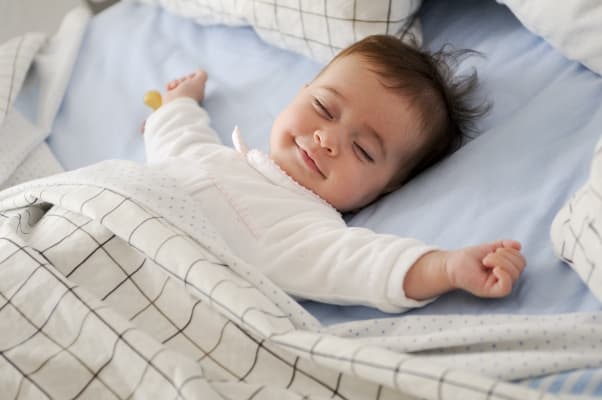 Cara Menidurkan Anak Sesuai Usia