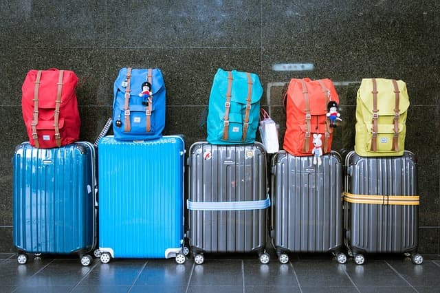4 Tips Traveling Bersama Keluarga Besar