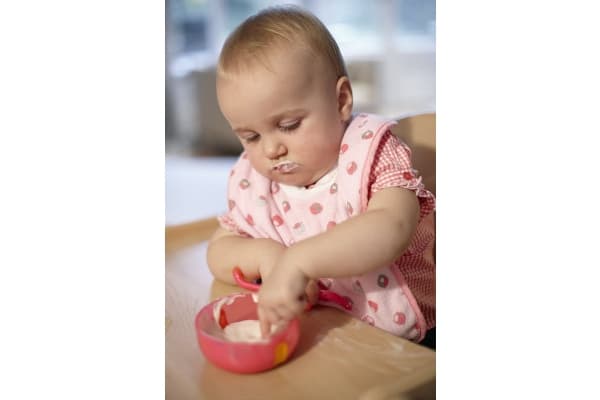 4 Cara Ampuh Agar Anak Tak Membuang Makanan