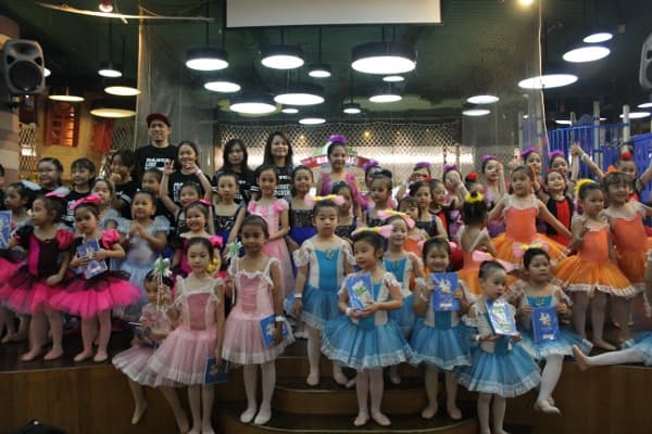 Miniapolis Mengajarkan Anak Berbagi
