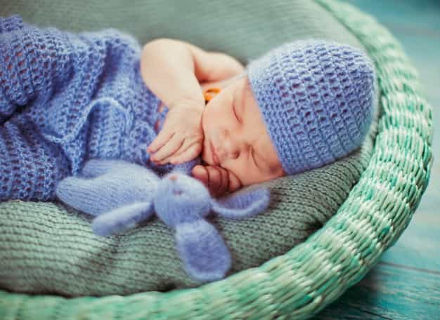 Cara Tepat Merawat Tali Pusat Bayi