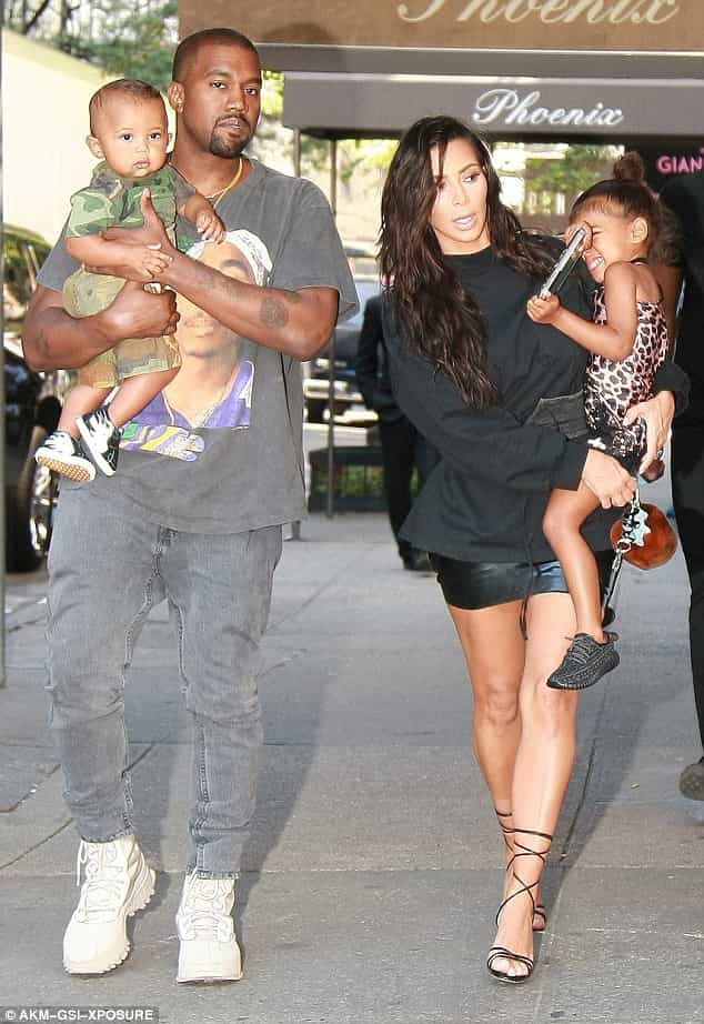 Wow! Kim Kardashian Ingin Punya ‘Keluarga Besar’