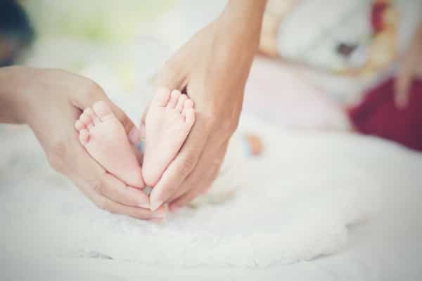 Kisah Pilu Bayi Debora