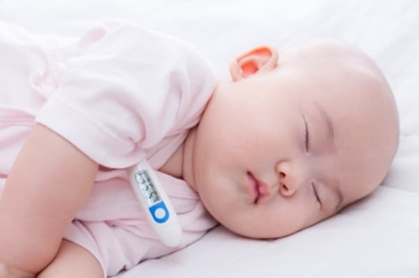 Ini Penyebab Bayi Demam saat Tumbuh Gigi