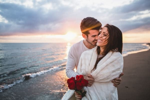 7 Barang yang Wajib Dibawa saat Babymoon