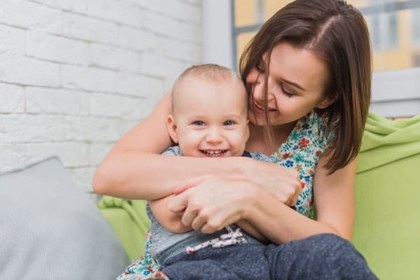 3 Tips Membesarkan Anak Bahagia