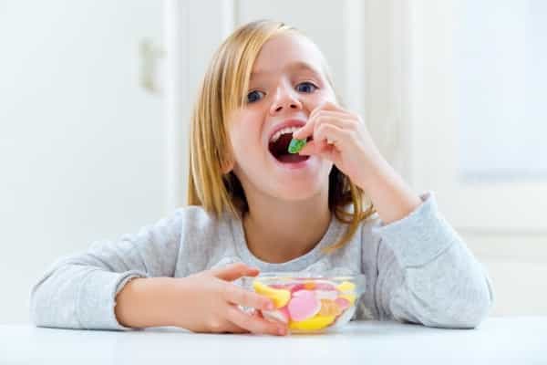 5 Cara Mencegah Anak Tersedak