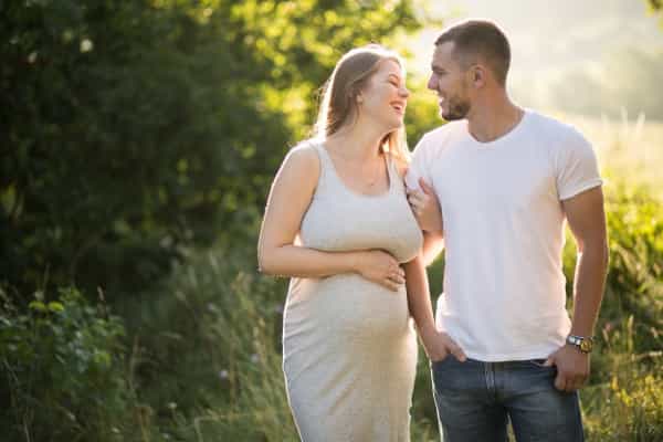 Menghitung Tendangan Bayi di Dalam Perut