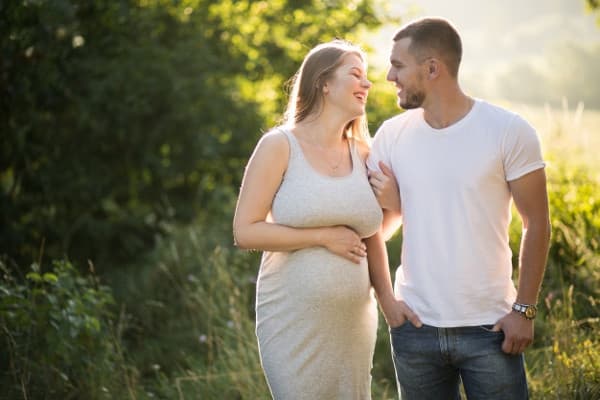 Menghitung Tendangan Bayi di Dalam Perut