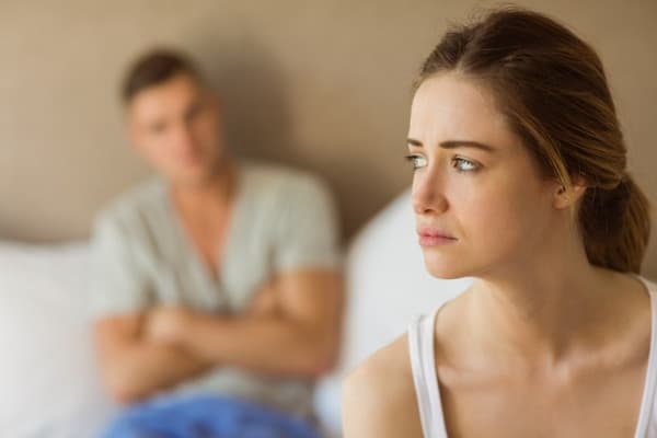 7 Tanda Pernikahan Mulai Hambar Tanpa Seks