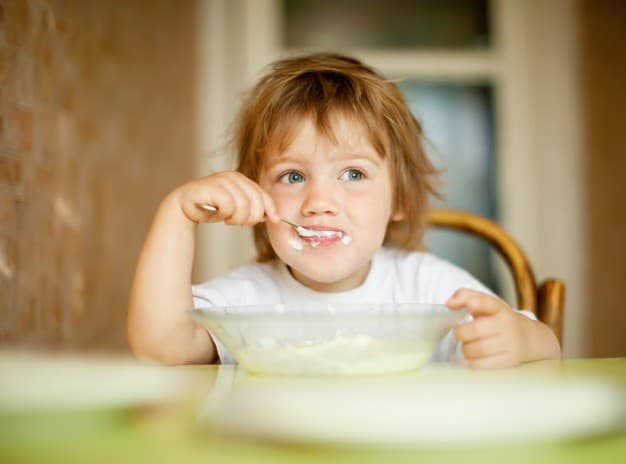 Anak Lebih Suka Makanan Hangat? Ini Tanggapan Psikolog