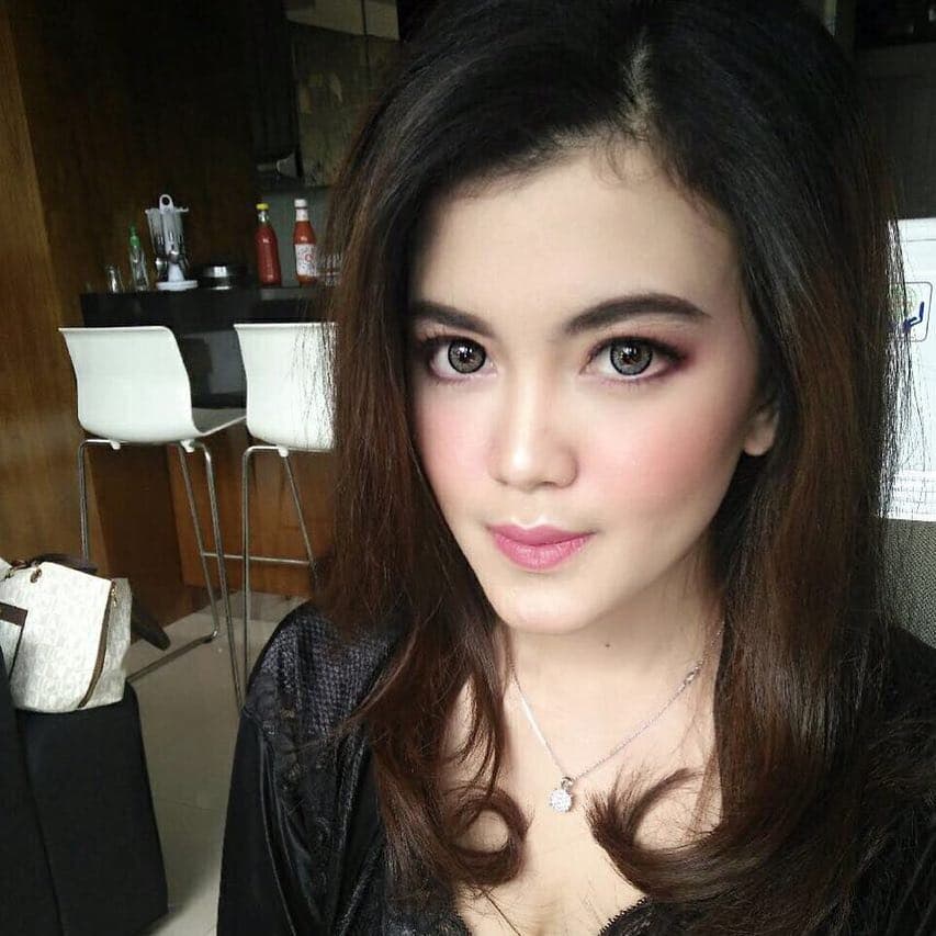 Intip Tania Putri ‘Kepompong’ yang Bangga Jadi Ibu, Yuk