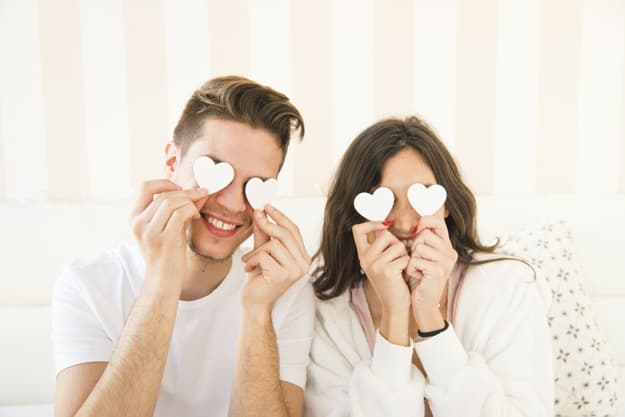 Normalkah Pura-pura Orgasme? Ini Jawaban Pakar Seks