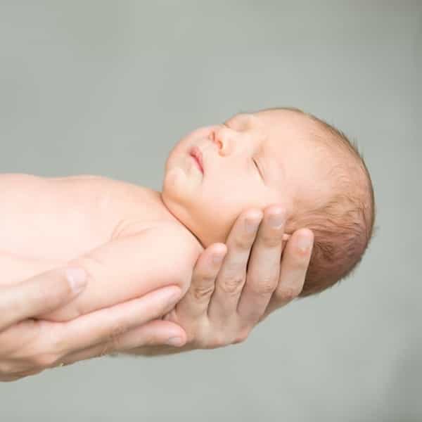 Cara Merawat Tali Pusat Bayi