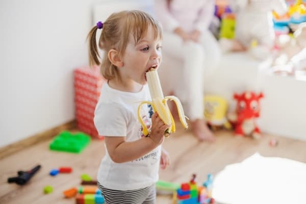 Si Kecil Ogah Makan? Ini Dampaknya, Moms.