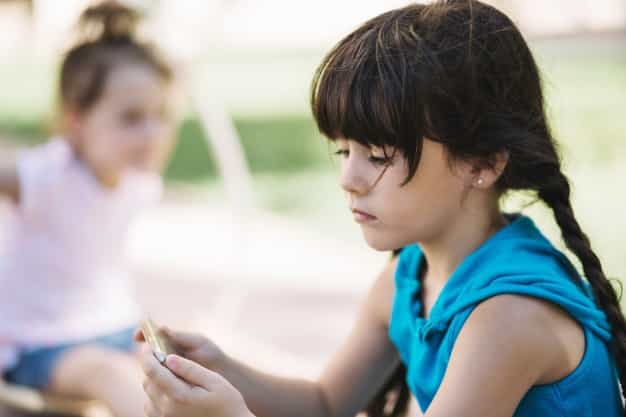 Moms, Ini Cara Sederhana Jelaskan Kematian pada Anak