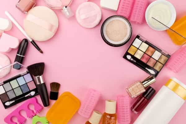 Ini 9 Bahan Kosmetik Berbahaya untuk Ibu Hamil