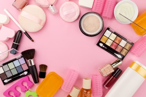 Ini 9 Bahan Kosmetik Berbahaya untuk Ibu Hamil