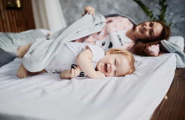 Ini Gerakan Senam Sederhana untuk Bayi Sesuai Usia