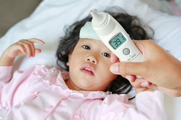 Anak Sering Terkena Batuk Pilek, Haruskah ke Dokter?