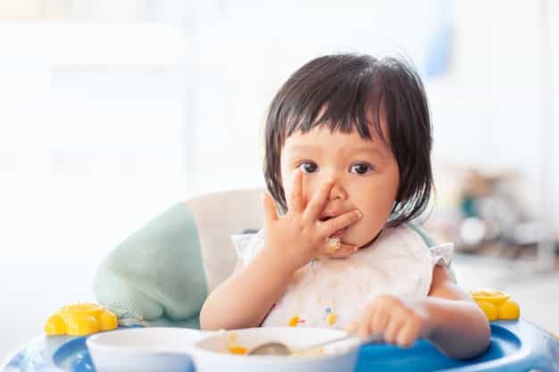 Bolehkah Memberi MPASI Instan pada Bayi?