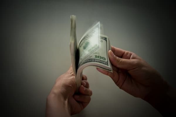 5 Trik Kelola Bonus Akhir Tahun agar Tak Cepat Habis