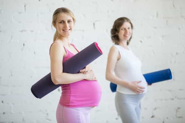 Stretching Ringan untuk Atasi Pegal pada Ibu Hamil