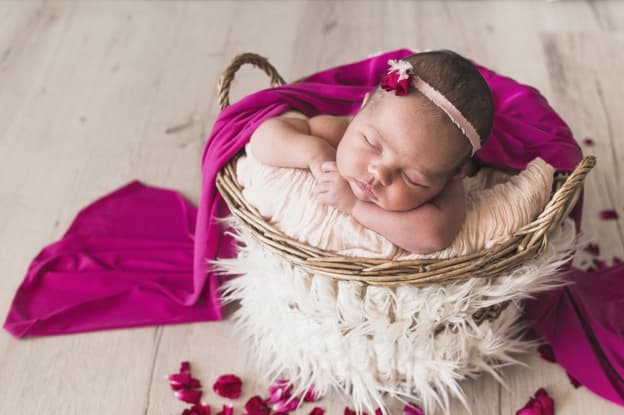 Ide Nama Bayi Perempuan Modern