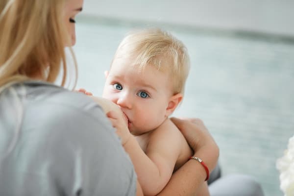 Mom’s Story: Ini Cara Sukses Saya Menyapih dengan Cinta