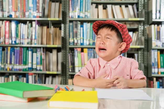 4 Cara Jitu Menghadapi Anak Cengeng