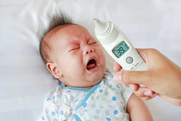 Suhu Normal Bayi dan Cara Mengukurnya dengan Tepat