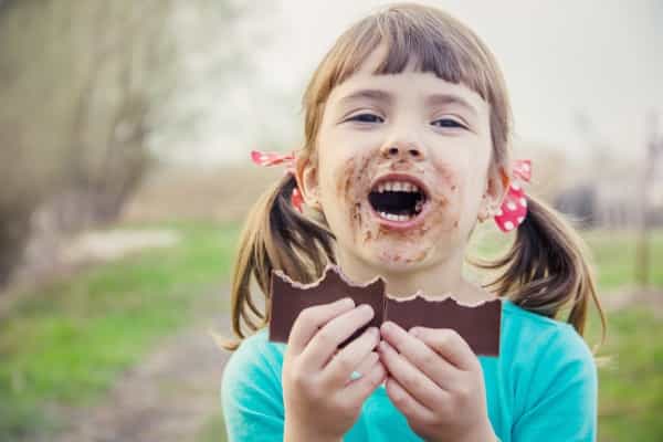 4 Tanda Anak Terlalu Banyak Mengonsumsi Gula
