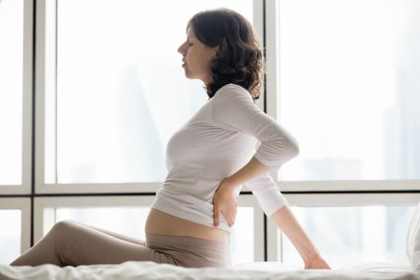 Cara Mengatasi Sakit Pinggang pada Ibu Hamil