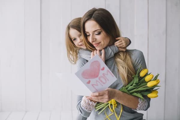 15 Ungkapan Rasa Sayang Ibu untuk Anaknya