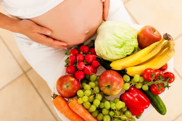 Pantangan Makanan untuk Ibu Hamil, Mitos atau Fakta?